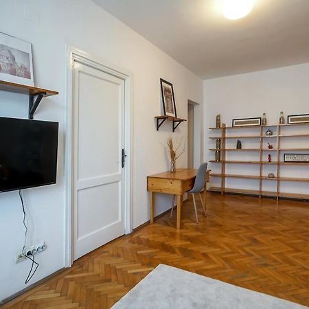 Apartamento Apartament Universitate - Centrul Vechi Bucarest Exterior foto